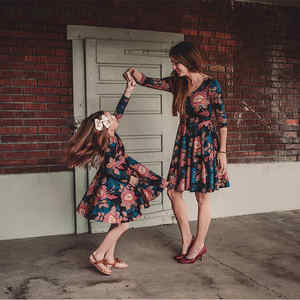 Juego de ropa para la familia vestidos de la hija de madre 2020 Vintage Floral vestido de madre y hija familia ropa mira - Product Image 4