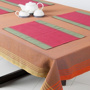 Tapis de table léger en coton biologique certifié GOTS uni marron rectangle brodé minimaliste 13x19 150 GSM - Product Image 2