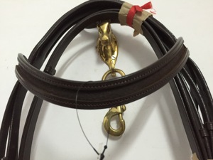 Bride en cuir véritable de haute qualité avec bande de sourcils en canal et bande de nez élégante couleurs noir/marron/beige marque EQUINE SADDLE WORLD - Product Image 6