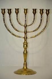 Hot selling menorah in different designs made with solid brass with 7 <b>Branch</b> at wholesale price - Product Image 5