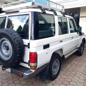 Б/у Toyota Land Cruiser hardtop 1 Гц