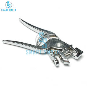 อุปกรณ์ติดป้ายหูสุกรสำหรับสัตวแพทย์ คุณภาพสูง รุ่น M/S SMART SMYTH รุ่น M/SSS-VI-9401 ปรับแต่งสีและโลโก้ได้ - Product Image 2