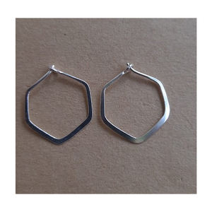 Vente en gros de dernières boucles d'oreilles en argent 925 à la mode boucles d'oreilles en pierres précieuses au prix de gros - Product Image 1