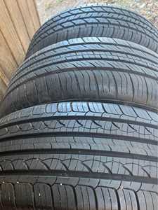 Venta de Neumáticos Usados de Alta Calidad en Excelentes Condiciones, Neumáticos Sólidos Norm - Product Image 3