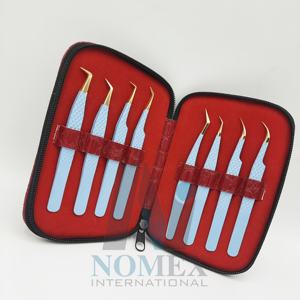 Belleza y herramientas para pestañas Polvo azul claro recubierto con punta chapada en oro Pinzas para pestañas de acero inoxidable - Product Image 4