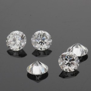 Diamantes Sueltos Cultivados en Laboratorio con Corte Brillante Redondo VVS Certificados por IGI y de Alta Calidad, Color E, para Joyería - Product Image 1