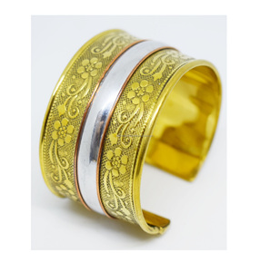 2019 New Year October Illinois Singapore festival Wedding Bridal Fashion Wide Solid Colorful Brass <b>Bangle</b> <b>Bracelet</b> for Women - Product Image 1