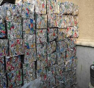 UBC SCRAP Canette de boisson en aluminium de haute pureté Scrap Grade AA 99.7% Al Contenu 50KG Quantité Tambours Balashaka Oblast de Moscou Usine - Product Image 1