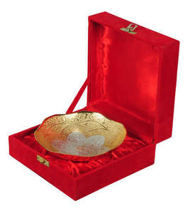 Modern Design Gold Plated Brass Serving Bowl Gift <b>Item</b> Bowl Table <b>Decor</b> Dry Fruits Bowl - Product Image 4