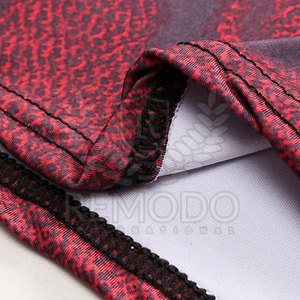 El diseño de su propia de manga completa lycra OEM para MMA impreso personalizado erupción guardia - Product Image 6