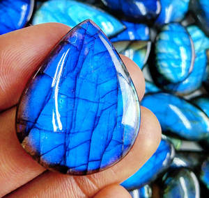 Cabochon en œil de tigre labradorite malaria, pierre de lune, perles, noir, labradorite, anneau arc-en-ciel en ambre baltique - Product Image 1