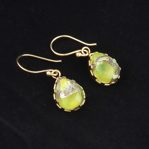 สีเขียว