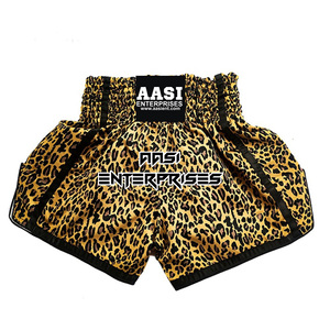Pantalones Cortos de Muay Thai MMA Personalizados de Alta Calidad para Kickboxing y Boxeo 2026 - Product Image 1