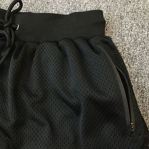 Pantalones cortos de baloncesto transpirables para hombre, cortos de baloncesto con bordado de malla, sublimados, personalizados - Product Image 4