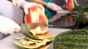 33,8 Floz Bebida de jugo de piña roja con Plátano Jugo de piña Jugo de fruta Proveedores al por mayor - Product Image 4