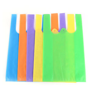 Bolsa de Compras Reutilizable Ecológica de Polipropileno No Tejido con Asas Medianas, Precio de Fábrica, Oferta Caliente de Vietnam, Promocional y Económica - Product Image 3