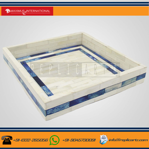 Bandeja de Servir Cuadrada Decorativa Hecha a Mano con Incrustaciones de Hueso Estilo Art Deco de Maximus International, Borde Azul, Decoración de Exhibición de Varias Piezas - Product Image 4