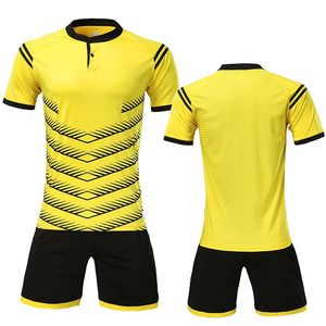 Gran oferta, kits de fútbol de poliéster 100% de alta calidad, uniformes de camiseta de fútbol impresos de alta calidad de Canleo International - Product Image 1
