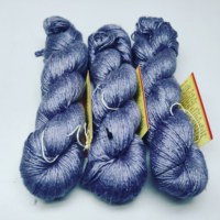 Prix d'usine Fil de soie de mûrier naturelle pure 48nm 100 fils, filé en cône, teint, pour broderie et tricot à la main, écologique, qualité supérieure