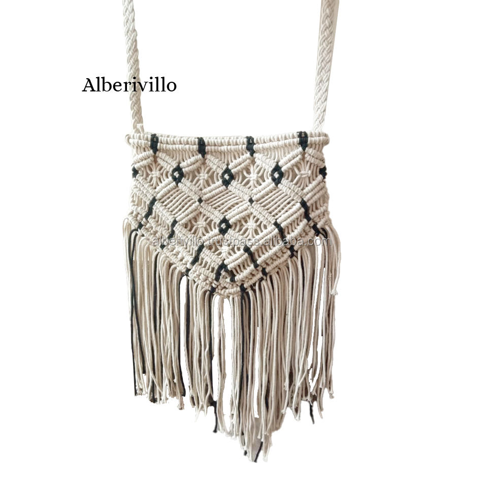 ธรรมชาติหรือย้อม