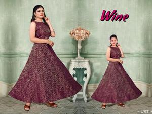 ชุดผ้าเรยอนคอตตอนสำหรับแม่และเด็กใหม่ชุดออกงานปาร์ตี้สีชมพูสวยงามมากเครื่องแต่งกายสำเร็จรูปขายส่ง - Product Image 4