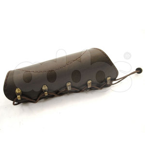 Haute qualité sur mesure en cuir PU tir à l'arc bras garde prix raisonnable Longbow chasse tir main protecteur orthèse marron - Product Image 4