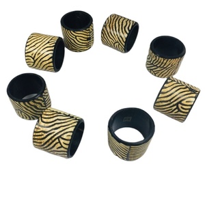 Nouveau design porte-serviettes en corne de buffle pour comptoir et bureau décorer porte-serviettes couleur corne naturelle à bas prix - Product Image 1