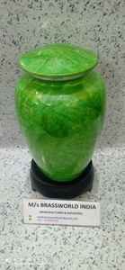 Urna de cremación de aluminio verde claro Brassworld Suministros funerarios de la India - Product Image 3