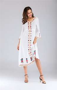 2022 nouveauté personnalisé tissé Maxi robe pour les femmes décolleté en V broderie florale 100% coton taille naturelle volants à manches longues - Product Image 2