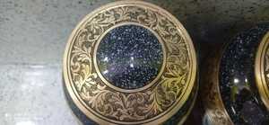 Urna de cremación de latón de estilo americano Suministros funerarios de metal de Brassworld India para adultos - Product Image 3