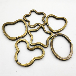 Cung Cấp Chất Lượng Cao Hình Dạng Khác Nhau Trái Tim Hình Chữ Nhật Sao Hình Dạng Chia Vòng Keyring - Product Image 4