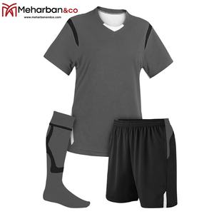 Maillots de football unisexes pour adultes, ensembles d'uniformes, respirants, séchage rapide, taille plus, tissu polyester et élasthanne, service OEM personnalisé - Product Image 4