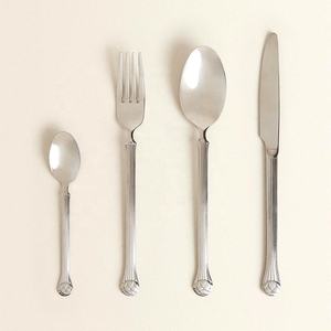 Juego de cubiertos de acero inoxidable con mango pulido plateado Juego de cubiertos de acero inoxidable - Product Image 2