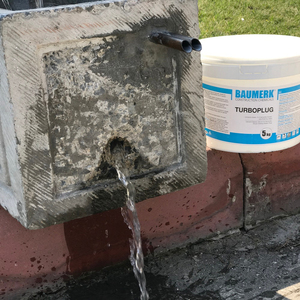 Poudre d'étanchéité prête à l'emploi pour arrêter les fuites d'eau - Product Image 1