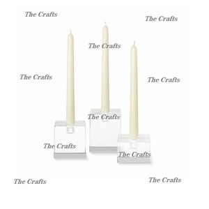 Ensemble de bougeoirs en acrylique transparent de trois tailles différentes pour l'utilisation de décoration de table de mariage - Product Image 1