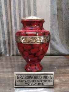 Urne funéraire en laiton de Brassworld India Fournitures funéraires haut de gamme - Product Image 3