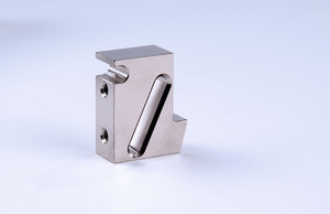 Offre Spéciale : Pièces Automobiles Plaquées Personnalisées de Haute Qualité, Usinage CNC Robuste pour l'usinage de l'acier inoxydable SUS305 et du laiton - Product Image 5