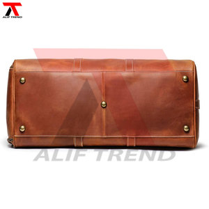 Sac de week-end en cuir de vachette véritable de qualité supérieure pour hommes sac de week-end en cuir de vache avec compartiment à chaussures - Product Image 4