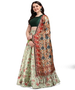 Heavy Exclusive Designer colorido bordado trabajo hecho a mano Lehenga Choli con blusa ropa tradicional personalizada ropa al por mayor - Product Image 1
