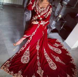 Muy impresionante-diseño de Takchita. Vestido para fiesta y boda adornado en cuentas de vidrio cristal piedra trabajo = 2020 - Product Image 1