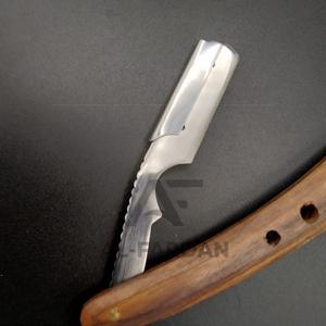Mango de madera Pakka de alta calidad, hoja intercambiable única de acero inoxidable con logotipo personalizado, maquinilla de afeitar para hombres - Product Image 6