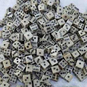 ลูกเต๋าสำหรับเล่นเกม,กระดูกอูฐ - Product Image 1