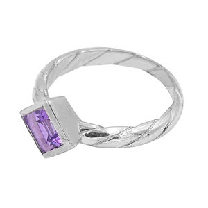 แหวนเงินแท้ชุบโรเดียมทรงสี่เหลี่ยมประดับพลอยอะมีทิสต์ ดีไซน์น่ารัก เหมาะสำหรับงานแต่งงาน ได้รับการรับรองจาก IGI สำหรับทุกเพศ - Product Image 2