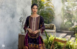 Salwar Kameez de Invierno para Mujer de Alta Calidad, Tela Khaddar, Marca REGALIA, Calidad de Exportación Pakistaní, Precio al por Mayor - Product Image 2