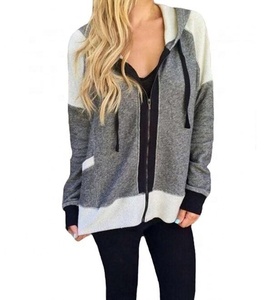 Sudadera con capucha para mujer, de bajo GSM, ligera, con logotipo personalizado - Product Image 5