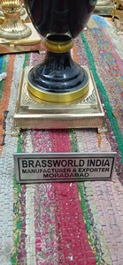 BRASSWORLD INDIA Urna Funeraria de Cremación Estilo Americano con Diseño de Hoja Extra Grande - Product Image 3