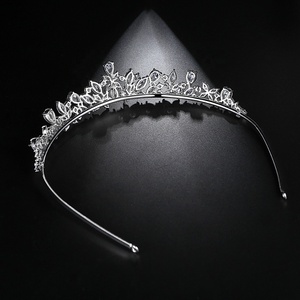 Mariée de Mariage de luxe Zircon Tiara Couronnes Princesse Reine Pageant Clair CZ Bijoux Bandeau Accessoire De Cheveux De Mariage Bling Bijoux - Product Image 4