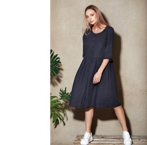 Robe mi-longue en crêpe de lin bleu foncé, col rond, manches longues, coupe trapèze, formelle, respirante, ample, couleur unie, pour les vacances d'été - Product Image 1