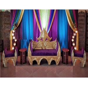 ชุดโซฟาเวทีงานแต่งงานสไตล์อาหรับเก้าอี้โลหะทองเหลืองเฟอร์นิเจอร์ติดคริสตัลจากออสเตรเลีย - Product Image 1