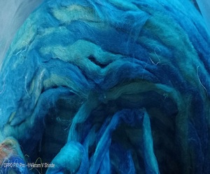 Hilo de Seda Natural Eri Disponible en Colores Blanco y Rojo Naturales, También Conocido como Seda de la Paz o Seda Ahimsa - Product Image 6